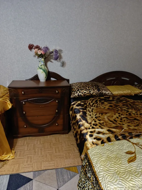 Комната с видом на храм, госпитель Бурденко, микрорайон Купавна