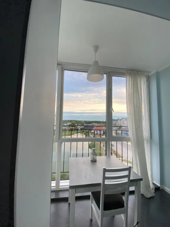 Апартамент с видом на пруд