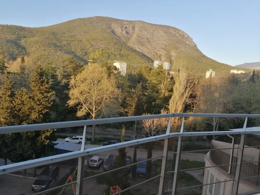 Апартаменты с видом на море и горы