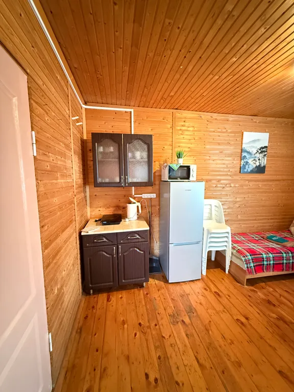 Квартира Жилая комната в деревянном домике четырёхместная — Апшеронск