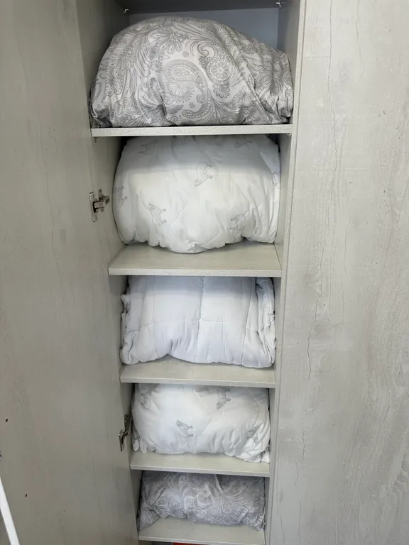 Отличная квартира, в новом доме с прекрасным видом на реку Иртыш