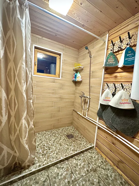 Дом с баней и банным чаном