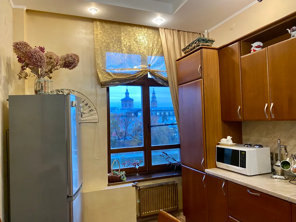Идеальное утро с видом на Черное озеро