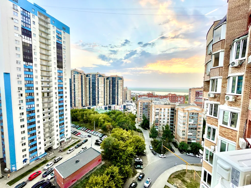 Уютная, красивая квартира с видом на реку Волгу