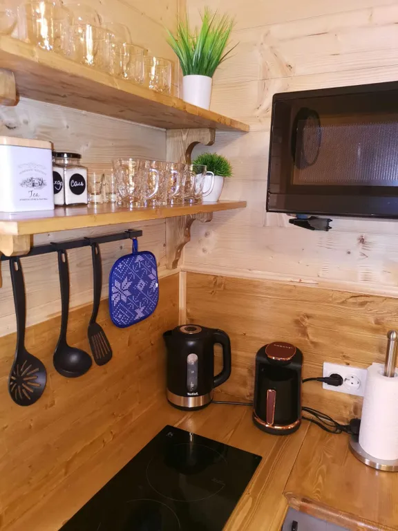 База отдыха «ЛейМар Архыз» предлагает проживание в уютных домиках