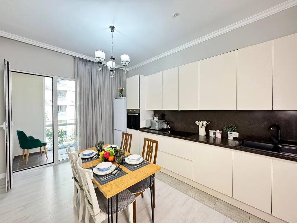 2-комнатная в жк 4you, рядом с тц Mega