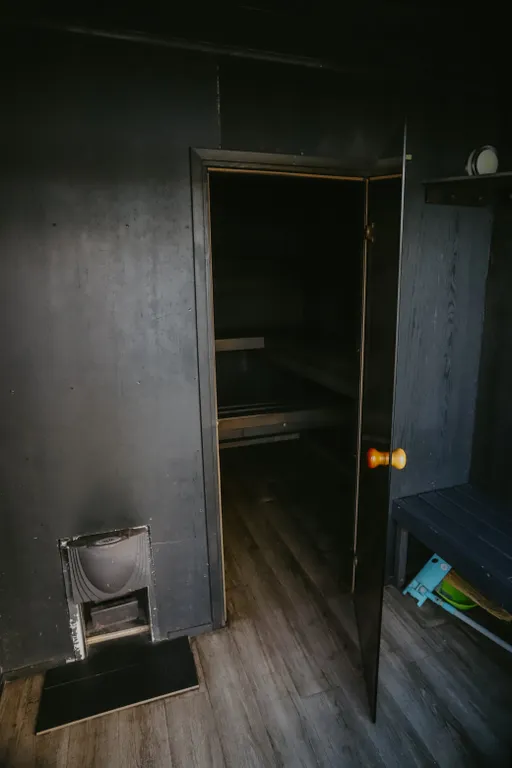 Плавучий дом Сазан