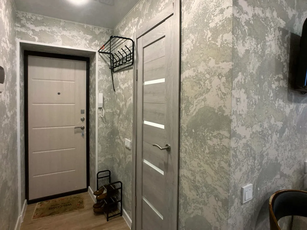 Студия у театра Театр, рядом парковка