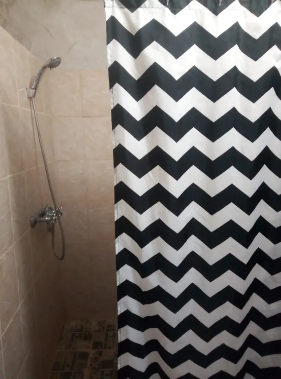 Коттедж Уютное жильё с видом на горы в шаговой доступности от моря — Гагра