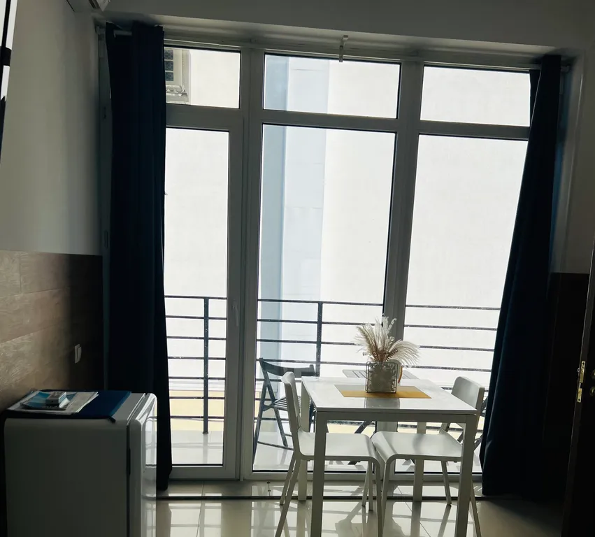 Квартира Квартира Апартамент у моря с балконом в живописной парковой зоне — Севастополь