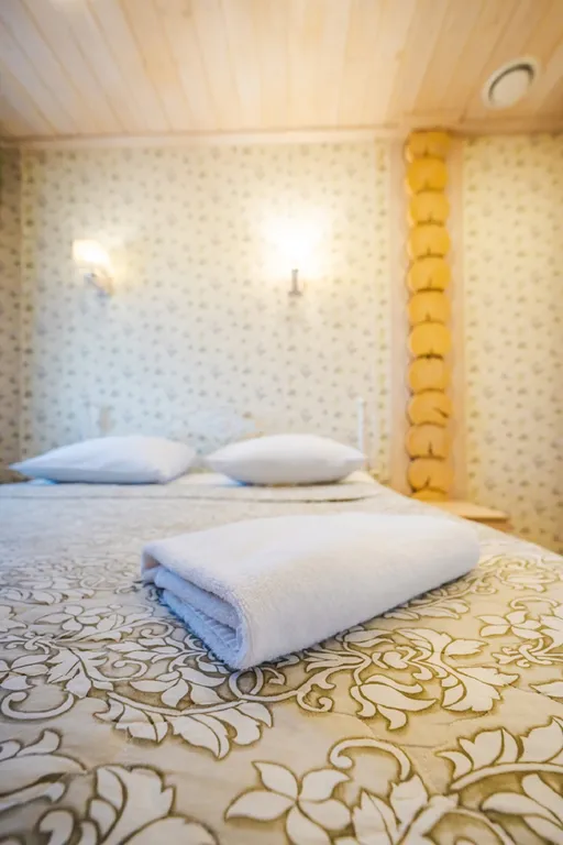 Уютные апартаменты 80 м² c 3-мя спальнями и камином в деревянном доме