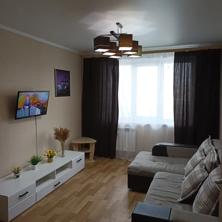 Комфортная однокомнатная квартира — аренда посуточно в Альметьевск