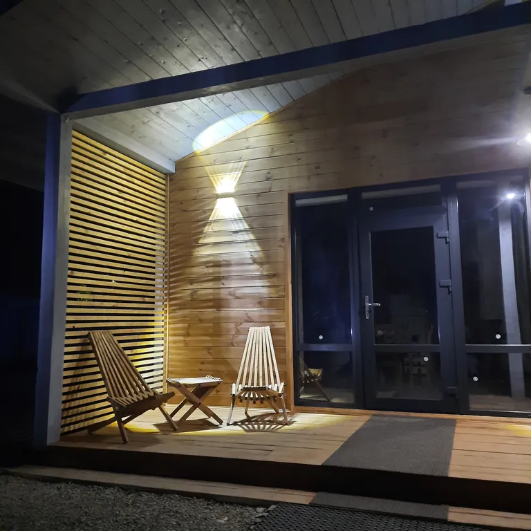 Гостевой дом в сосновом лесу в 15 минутах от курорта Манжерок