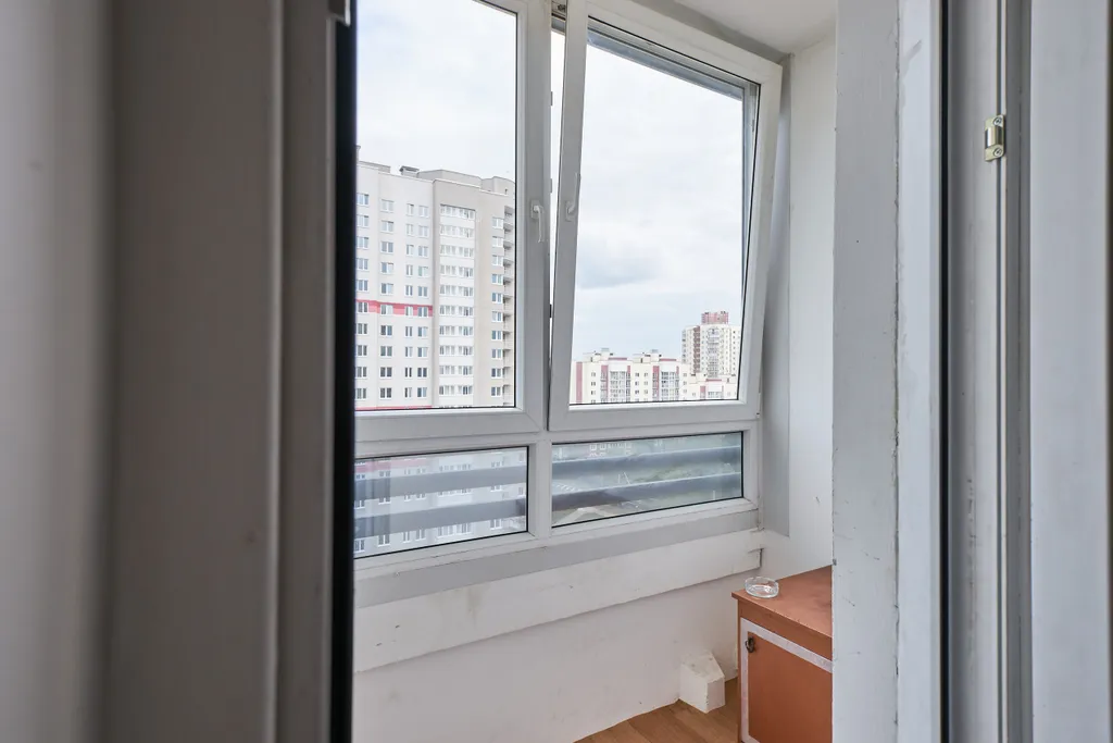 Просторная квартира (метро 5 минут пешком)