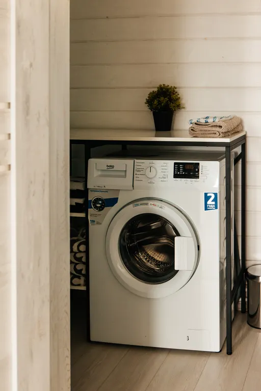 Уютный дом на берегу озера "Прозрачный берег №5"