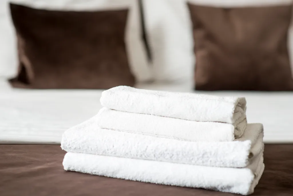 Евродвушка у Ледового дворца, стадиона Локомотив и вокзала