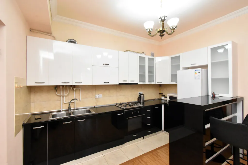 Уютная квартира с евроремонтом в центре города