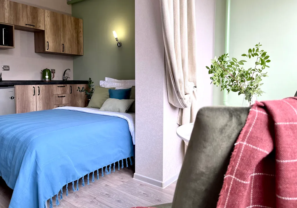 Квартира Квартира Зеленая студия у Северного вокзала — Калининград