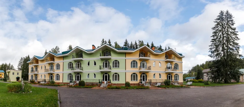 Коттедж Апартаменты с балконом и мангальной зоной — аренда посуточно в Шигалово