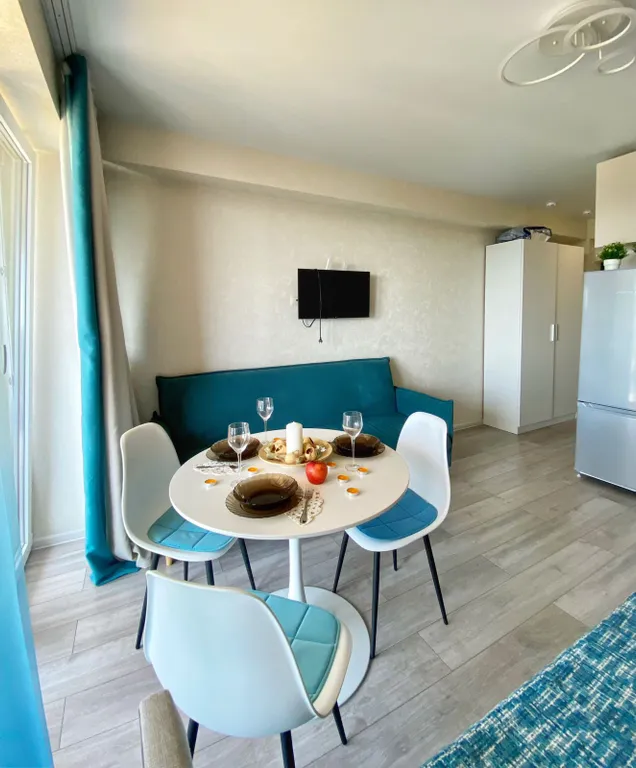 У самого черного моря - три минуты до пляжа