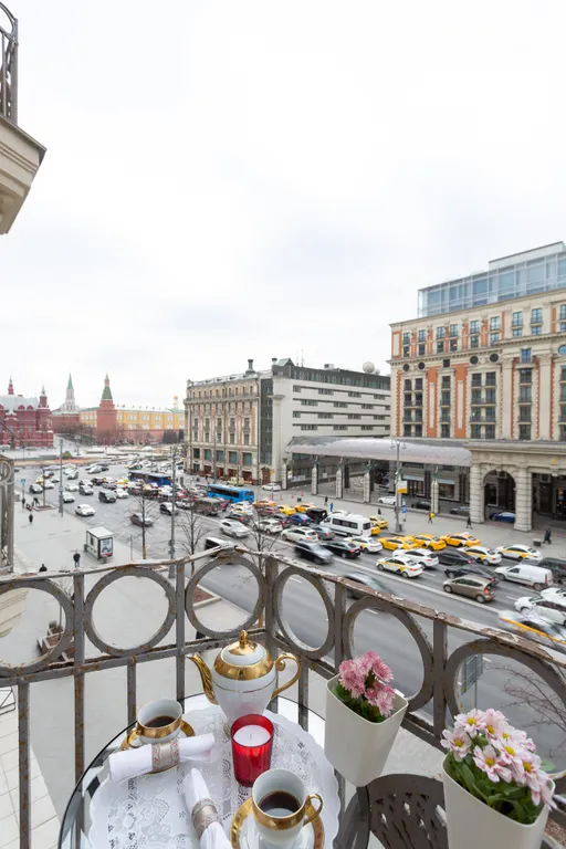 Четырех комнатная квартира Легенда Кремля