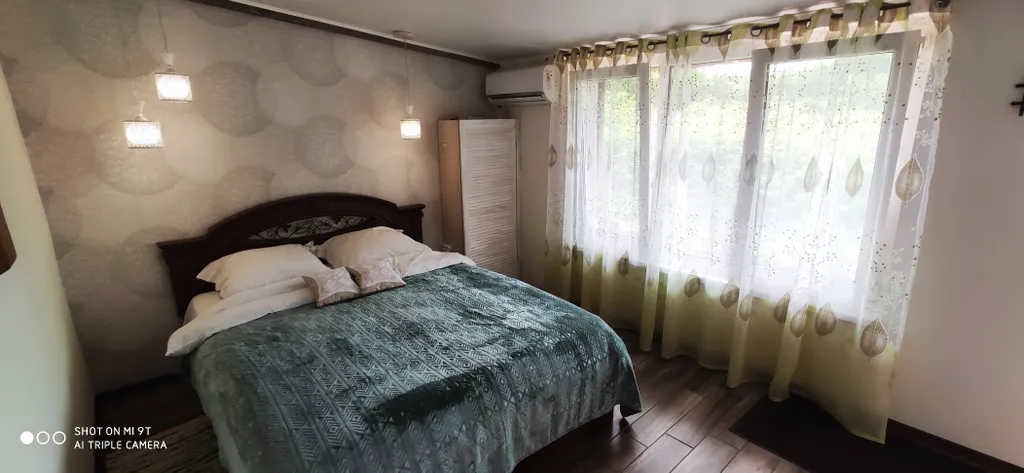 Небольшая дружелюбная студия с патио