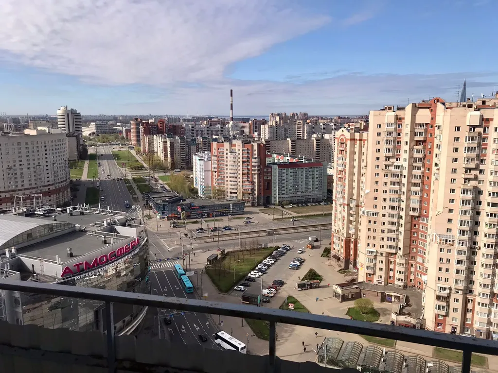 Квартира у метро Комендантский проспект и клиники Скандинавия