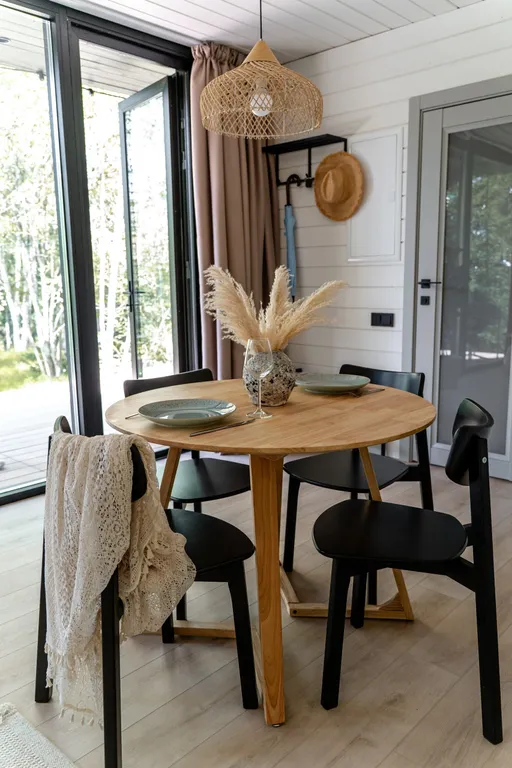 Уютный дом с сауной в лесу