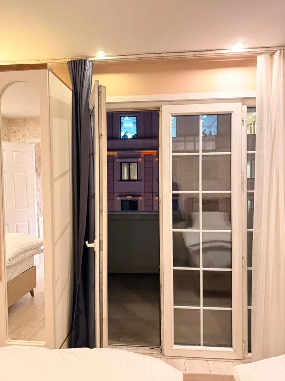 Семейная уютная квартира 16N