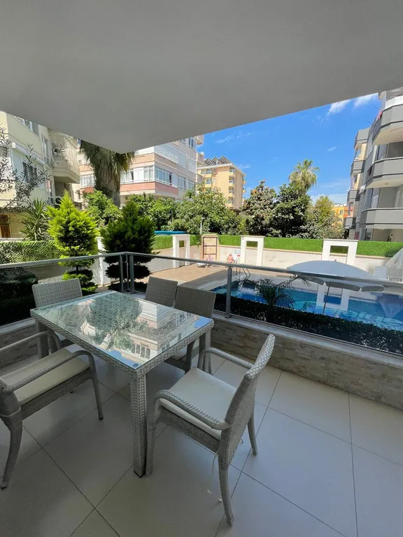 Квартира в центре со своим бассейном у пляжа Клеопатра