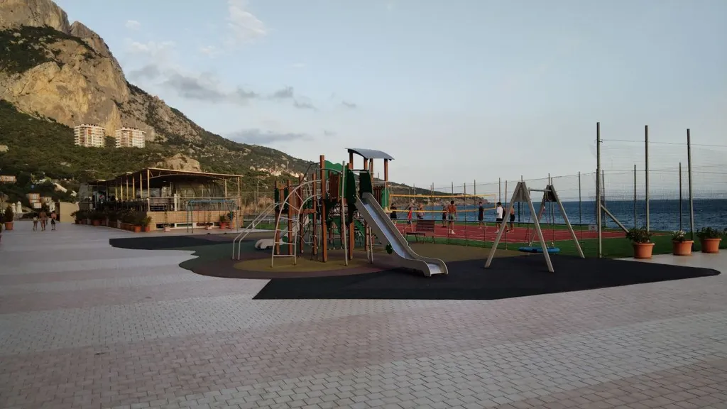 Уютные апартаменты с видом на море и горы