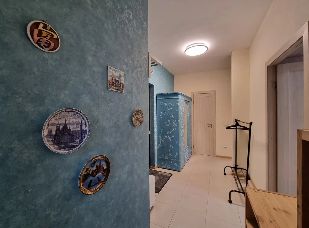 Двухкомнатная квартира с подиумами