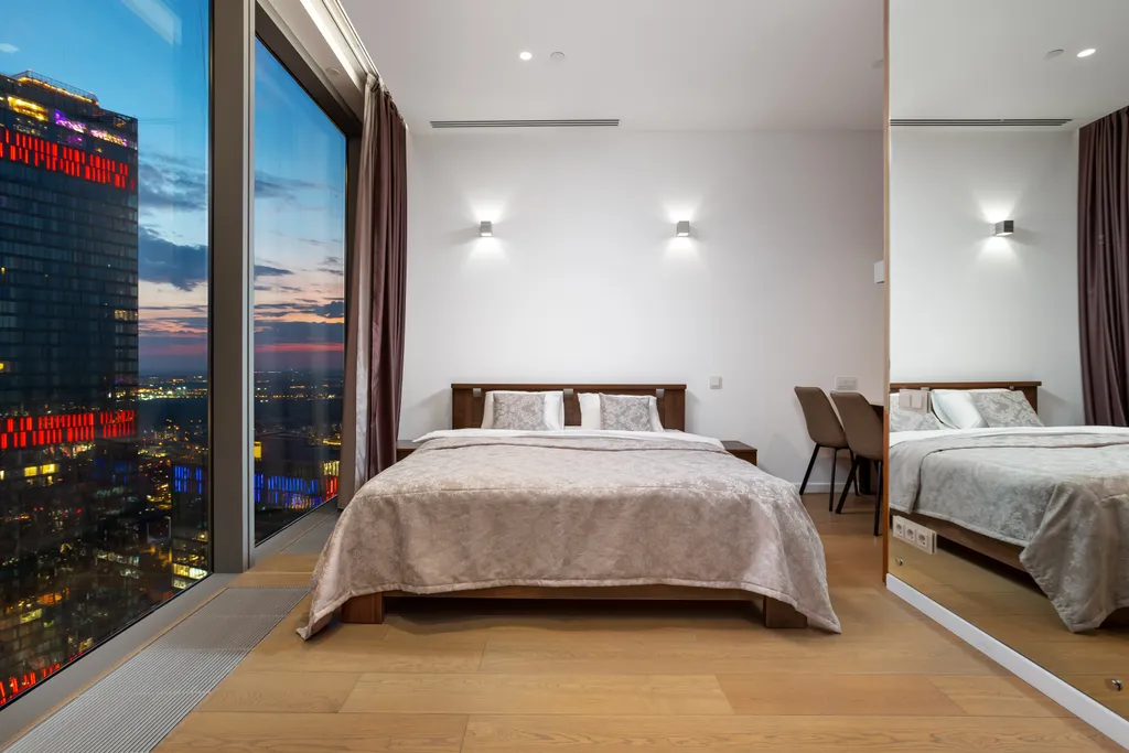 Студия для двоих на 74 этаже с панорамным видом