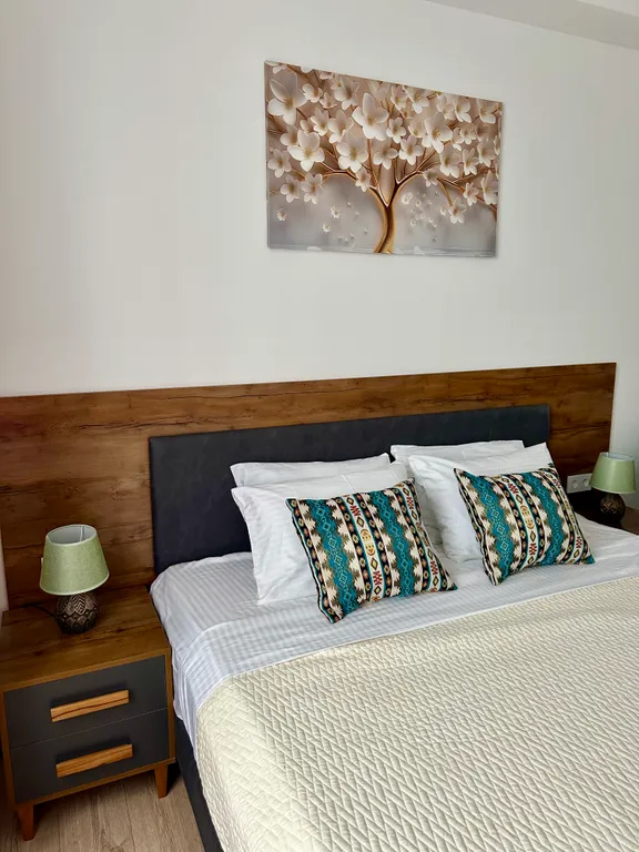 Полулюкс с патио и видом на бассейн