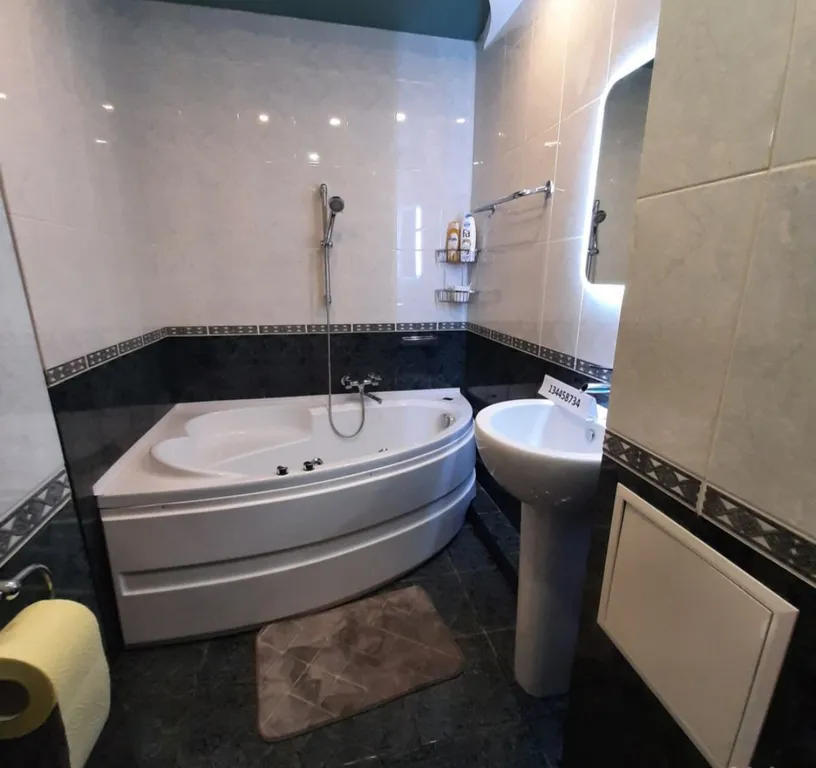 Квартира Уютная просторная студия для гостей нашего города — Лабинск