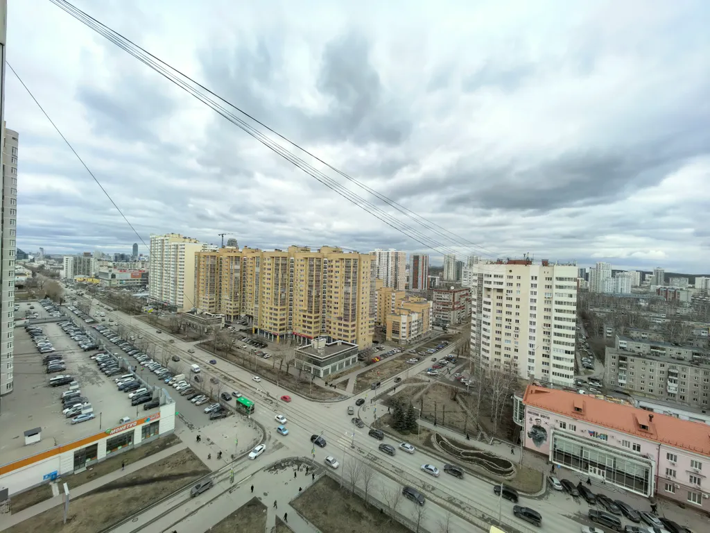 Квартира Уютная квартира около метро с видом на город — Екатеринбург