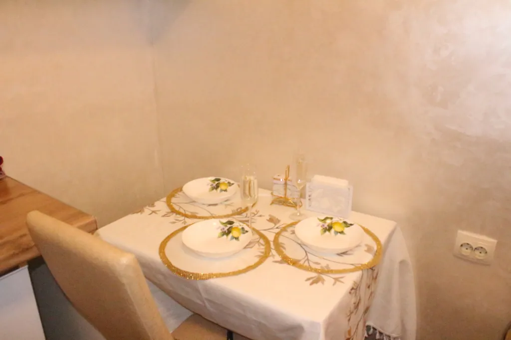 Уютная студия около санатория Виктория