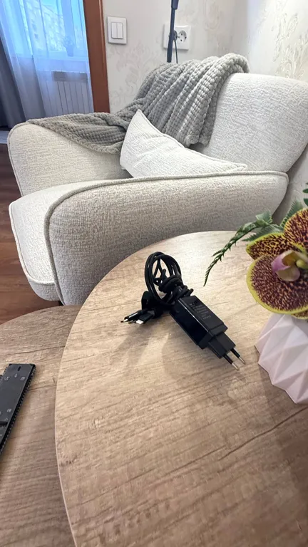 Семейная 2-комнатная квартира с детской кроваткой