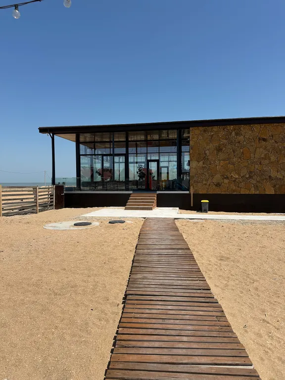 Дом с видом на море