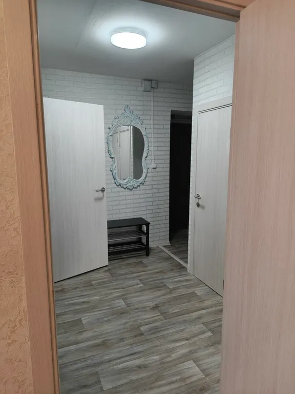 2-комнатная квартира чистая и просторная после ремонта