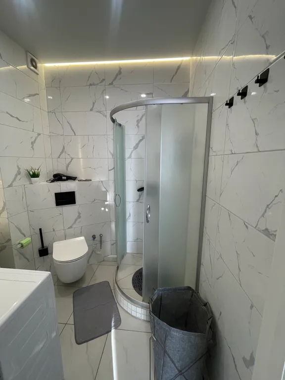 Квартира возле ТРЦ Меганом