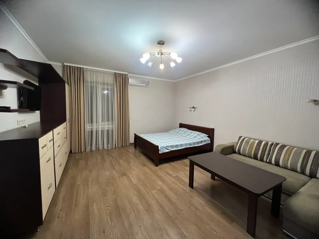 Дом с отдельным двориком