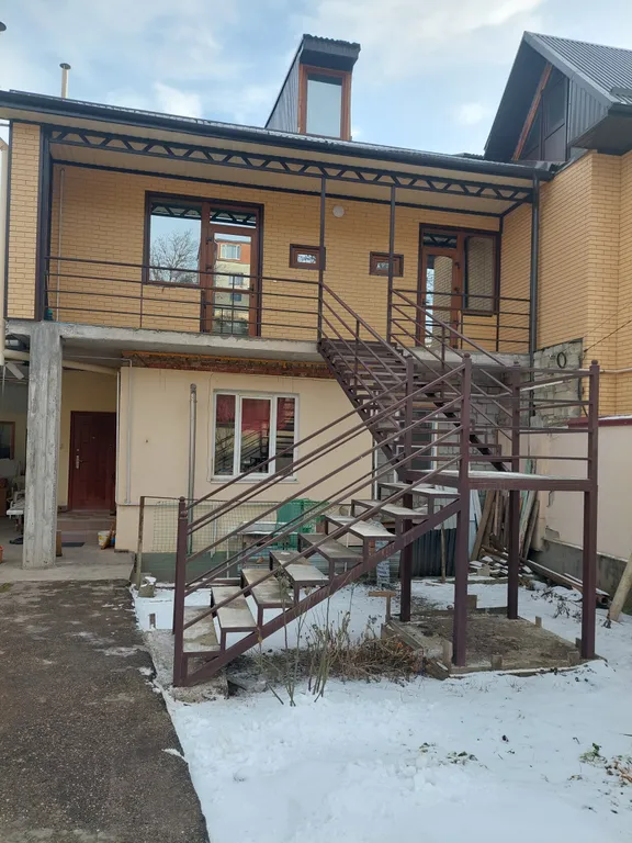 Часть дома с отдельным входом