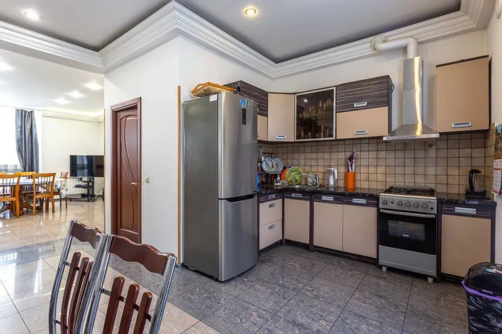 Двухэтажный дом на Турчинского