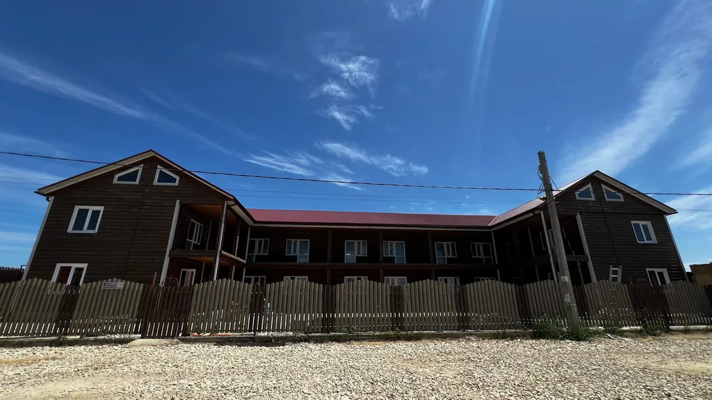 Азовтун гостевой дом, апартаменты с кухней (4-х местный)