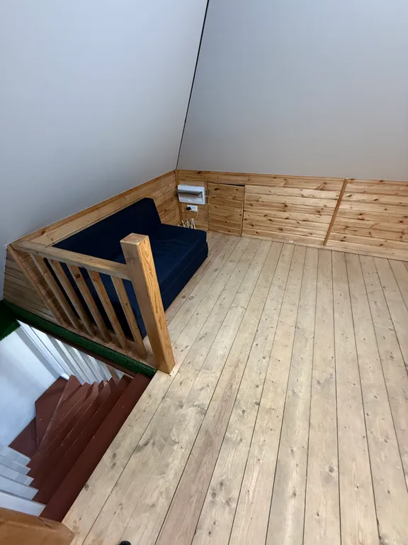 Дом с баней и бассейном на снт Металлург