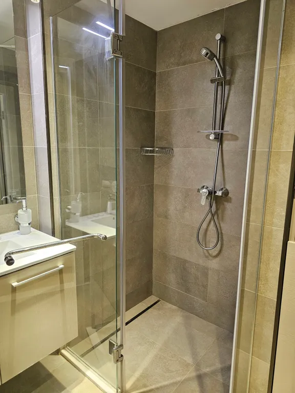 AP-915 Апартаменты в отеле на берегу моря