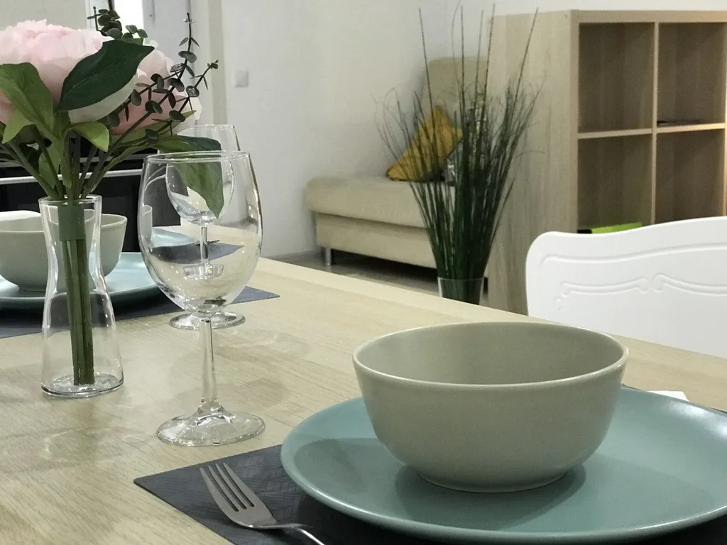 У нас уютно, ждем вас в гости, рядом Дворец борьбы