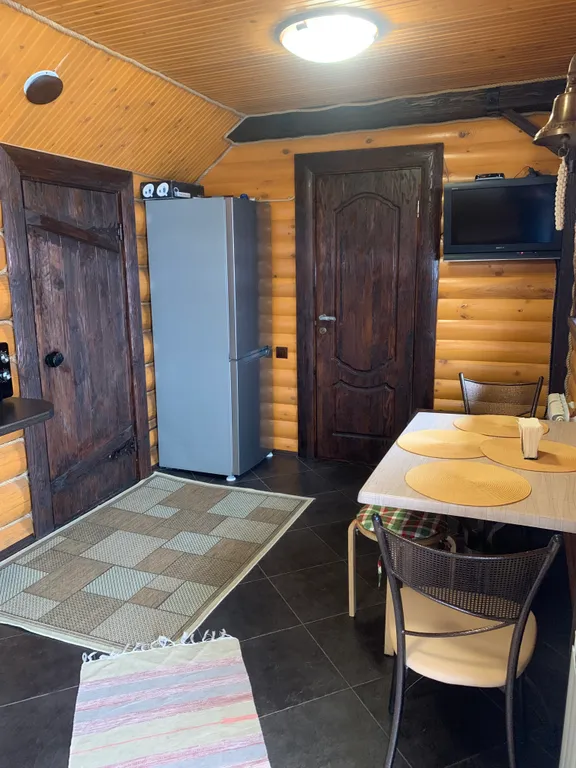 Аквамарин - гостевой комплекс с подогреваемым бассейном