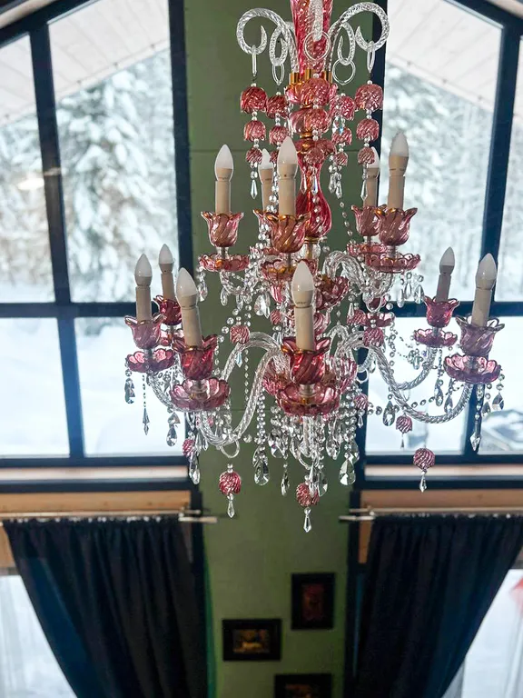 Барн хаус с видом на лес и горы